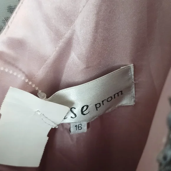 Elegant Gray and Lavender Embellished Gown - Picture 3 of 13